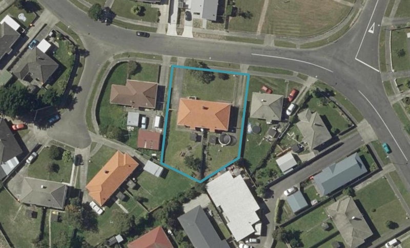 22 Upham Terrace, Roslyn, Palmerston North - Carousel 1