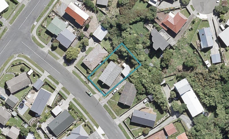5 Invercargill Drive, Kelson, Lower Hutt - Carousel 1