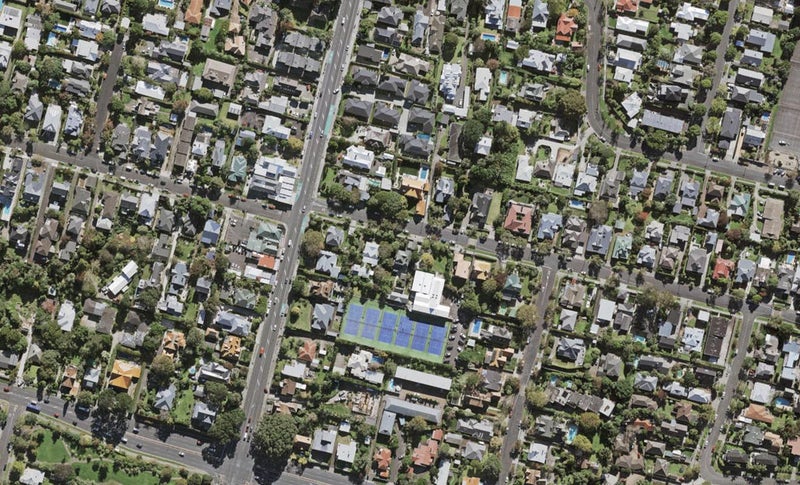 5 Pencarrow Avenue, Mount Eden, Auckland - Carousel 1