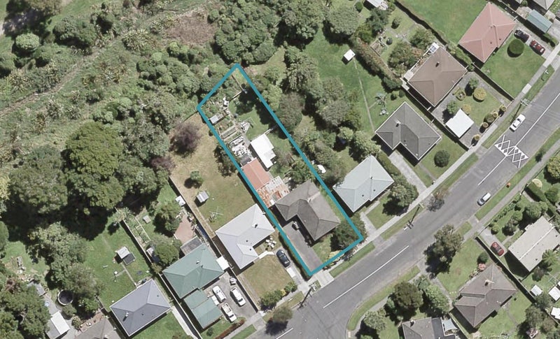 9 Holdsworth Avenue, Trentham, Upper Hutt - Carousel 1