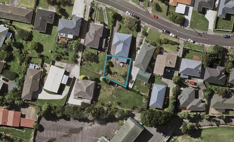 18A McRae Road, Mount Wellington, Auckland - Carousel 1