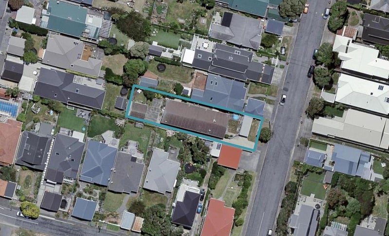 66A Hector Street, Seatoun, Wellington - Carousel 1