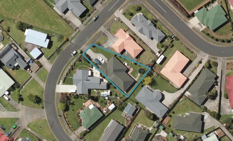 18 Amber Drive, Tikipunga, Whangarei - Carousel 1
