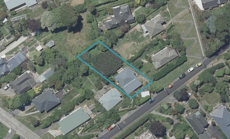 68 Oates Street, Kaikorai, Dunedin - Carousel 1