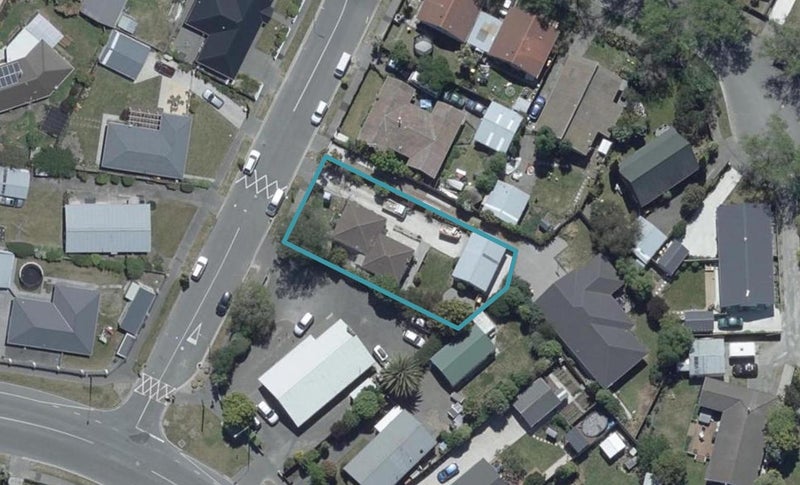 4 Royal Park Drive, Parklands, Christchurch - Carousel 1
