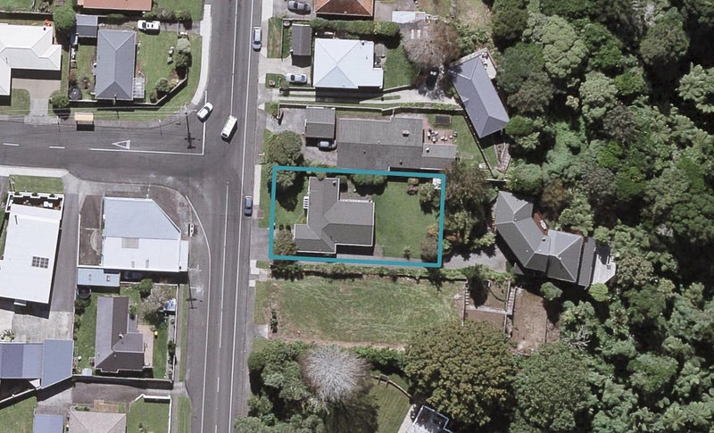 425 Carrington Street, Upper Vogeltown, New Plymouth - Carousel 1