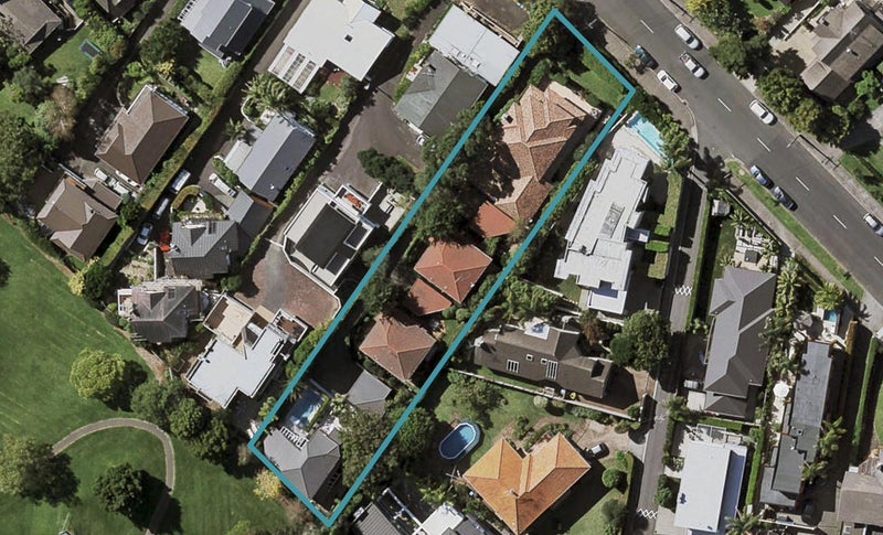 77B Benson Road, Remuera, Auckland - Carousel 1
