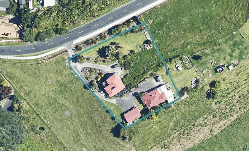 9 Town Point Road, Maketu, Maketu - Carousel 1