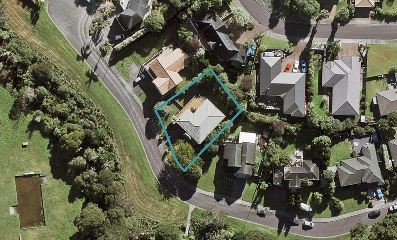9 Emerald Way, Rosedale, Auckland - Carousel 1