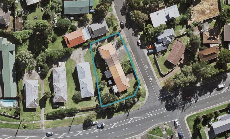 1/2 Kathleen Street, Totara Vale, Auckland - Carousel 1
