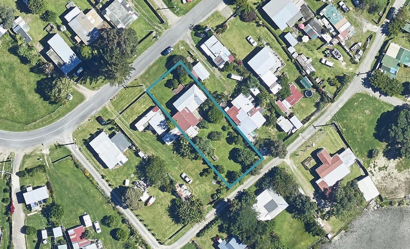 14 Lyndhurst Avenue, Maketu, Te Puke - Carousel 1