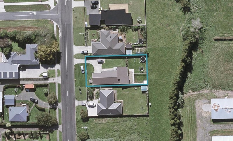 511 Richmond Road, Lepperton, New Plymouth - Carousel 1