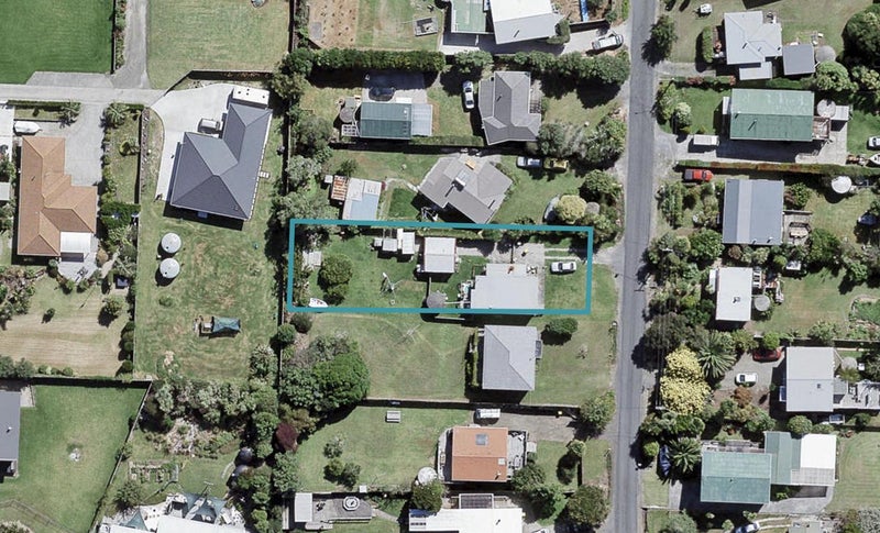 14 James Mcleod Road, Helensville - Carousel 1