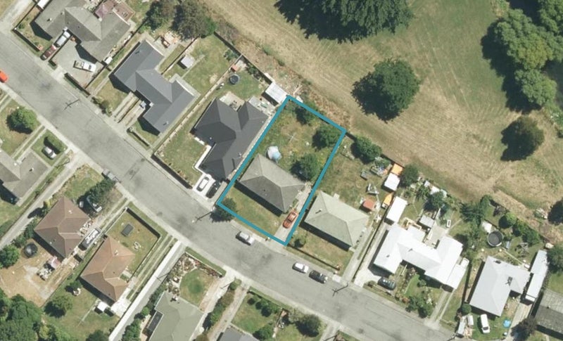 14 Henderson Street, Riversdale, Blenheim - Carousel 1
