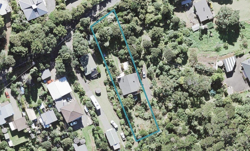 130 Cornwallis Road, Cornwallis, Auckland - Carousel 1