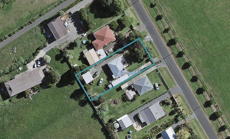 37 Mcrobbie Road, Papakura - Carousel 1