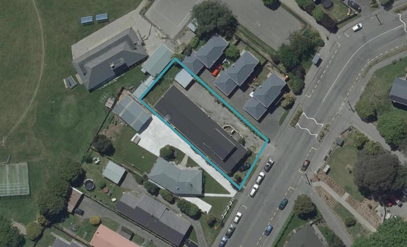 2/72 Middlepark Road, Sockburn, Christchurch - Carousel 1