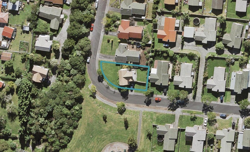 26 Kona Crescent, Henderson, Auckland - Carousel 1