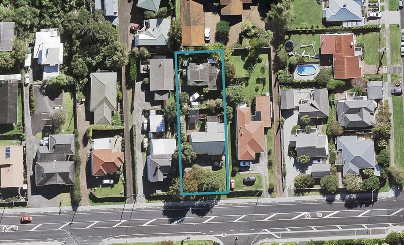2/159 Mokoia Road, Birkenhead, Auckland - Carousel 1