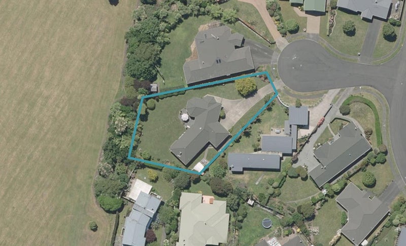5 Goldsbury Place, Otamatea, Whanganui - Carousel 1