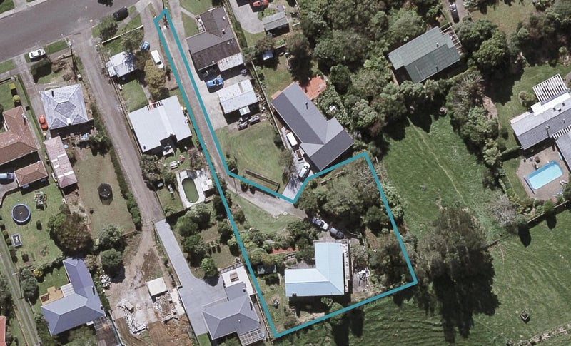 8A Cowling Road, Hurdon, New Plymouth - Carousel 1