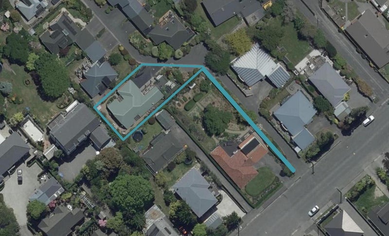 8 Royal Elm Lane, Bryndwr, Christchurch - Carousel 1