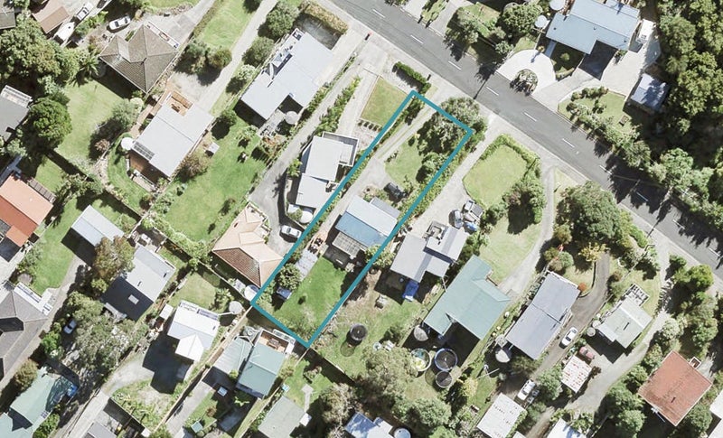 17 Rimu Road, Stanmore Bay, Whangaparaoa - Carousel 1