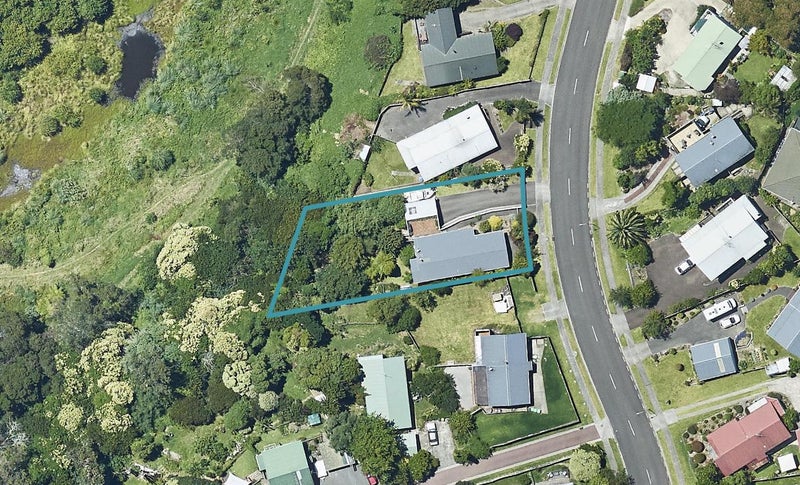 25 Tom Muir Drive, Gate Pa, Tauranga - Carousel 1