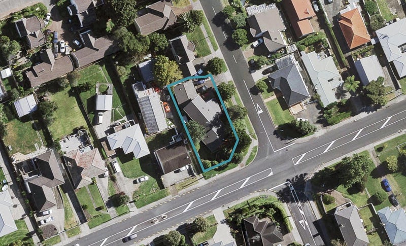 36 Orams Road, Hillpark, Auckland - Carousel 1