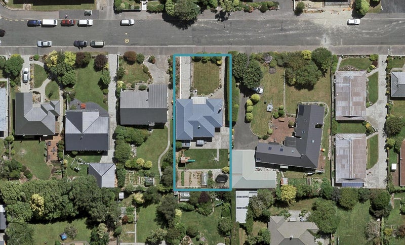 15 Kauri Terrace, Hargest, Invercargill - Carousel 1