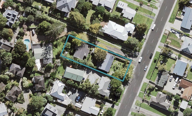 2/42 Salisbury Road, Birkdale, Auckland - Carousel 1
