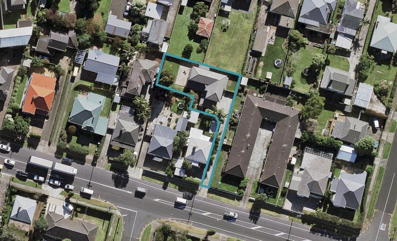 94A Mount Smart Road, Onehunga, Auckland - Carousel 1