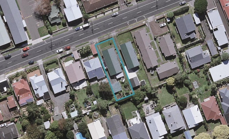 102 Lemon Street, New Plymouth, New Plymouth - Carousel 1