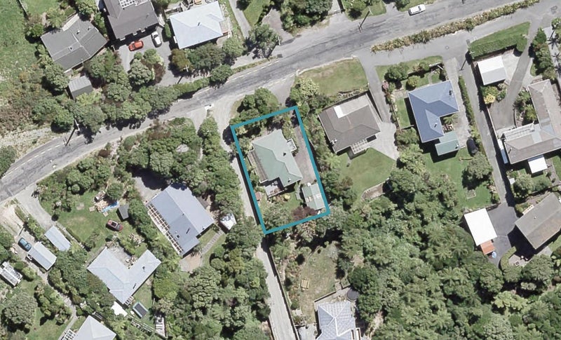 167 Park Road, Belmont, Lower Hutt - Carousel 1