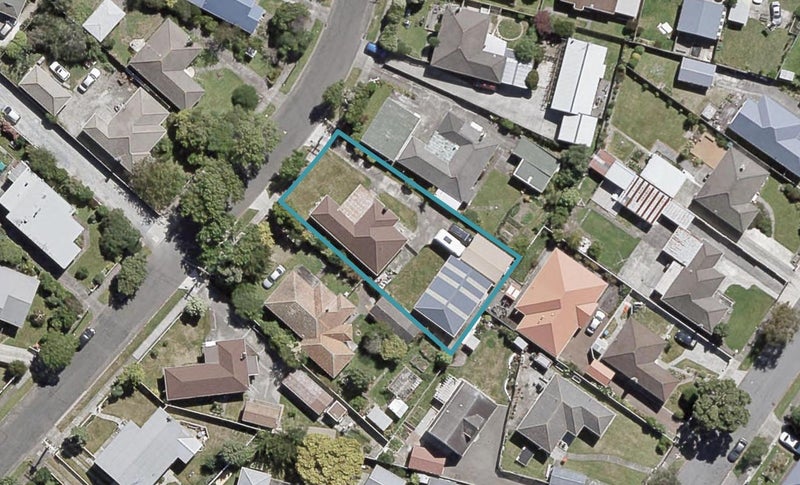 8 Foster Street, Taita, Lower Hutt - Carousel 1