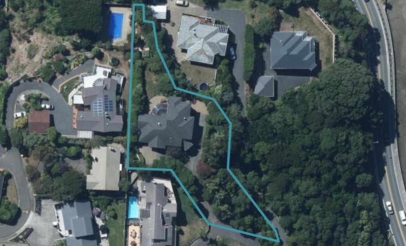 162 Paremata Road, Paremata, Porirua - Carousel 1