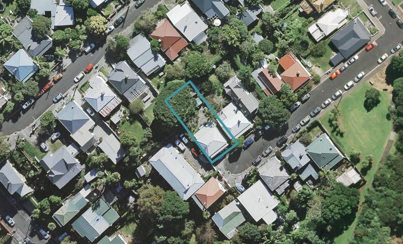 9 Evelyn Street, Eden Terrace, Auckland - Carousel 1
