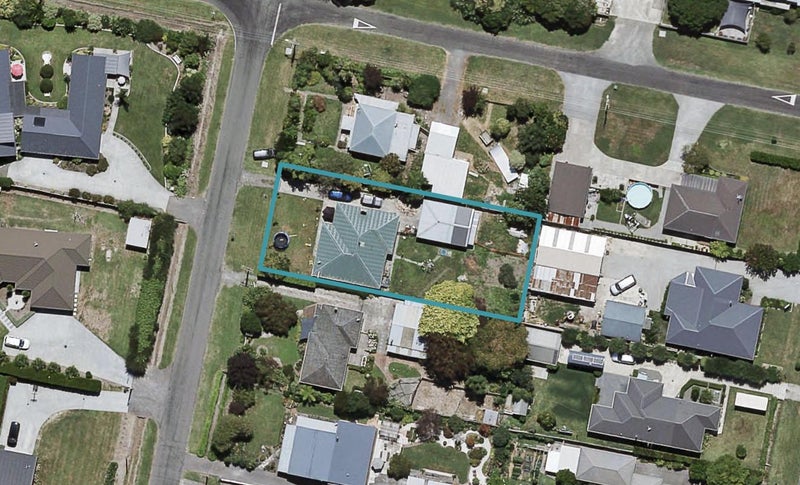 46 Jervois Road, Jervoistown, Napier - Carousel 1