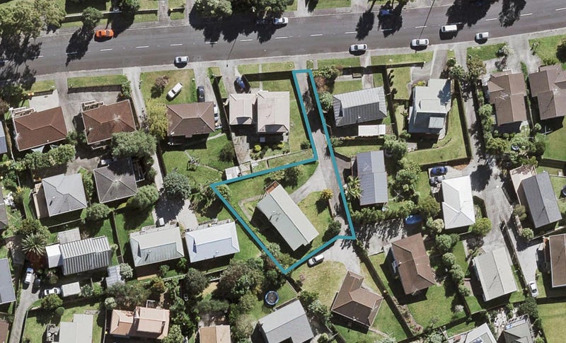 36 Barbados Drive, Unsworth Heights, Auckland - Carousel 1