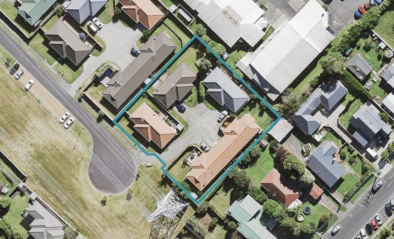 5/8 Crewe Close, Albany, Auckland - Carousel 1