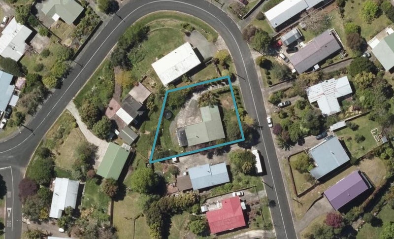 45 Hilltop Avenue, Morningside, Whangarei - Carousel 1