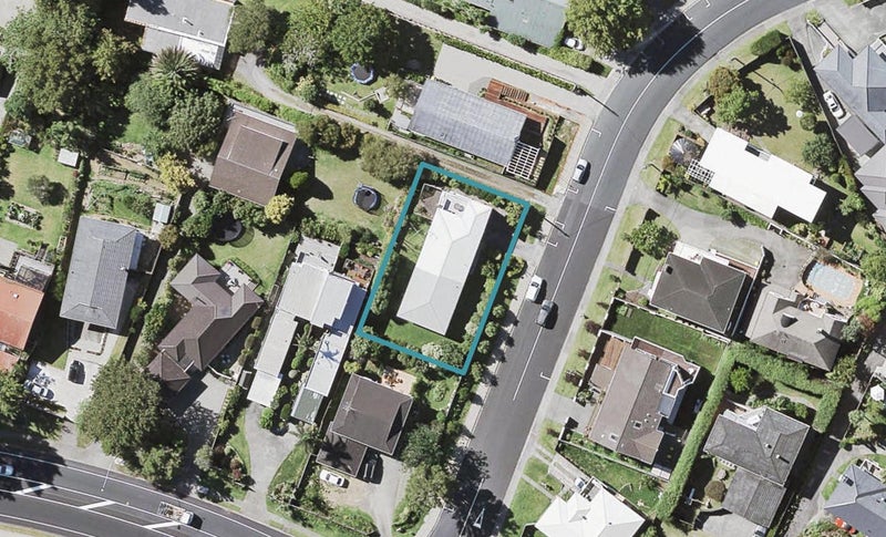 117 Matipo Road, Mairangi Bay, Auckland - Carousel 1