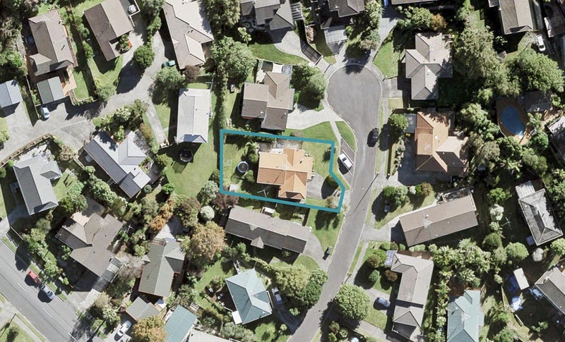 8 Kura Place, Torbay, Auckland - Carousel 1