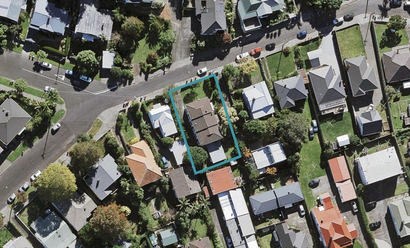 16C Wolseley Street, Morningside, Auckland - Carousel 1