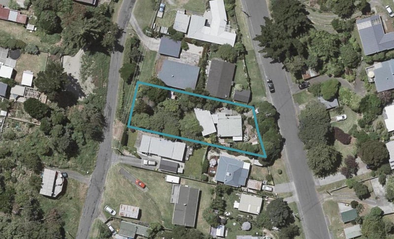 54 Tennis Court Road, Raumati South, Paraparaumu - Carousel 1