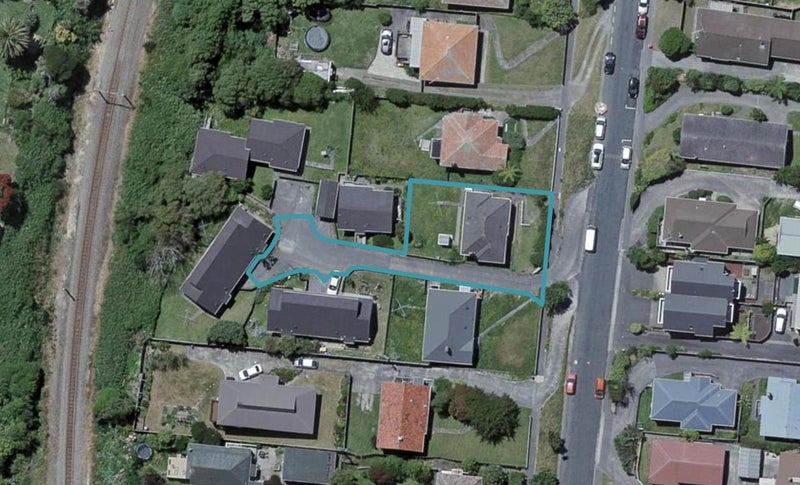 34 Bould Street, Johnsonville, Wellington - Carousel 1