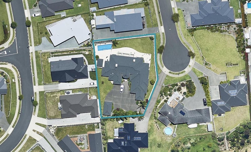14 Louise Drive, Ohauiti, Tauranga - Carousel 1