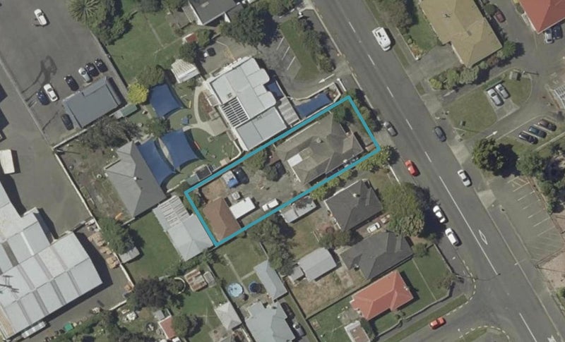 16 Russell Street, Palmerston North, Palmerston North - Carousel 1