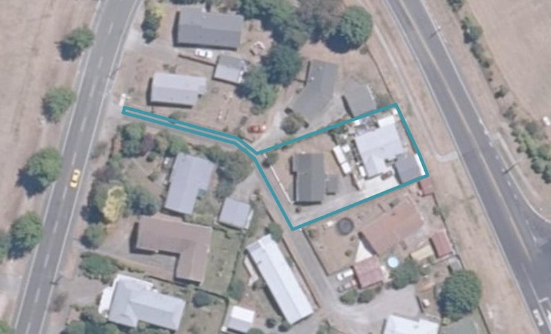 2/10 Invergarry Road, Hilltop, Taupō - Carousel 1