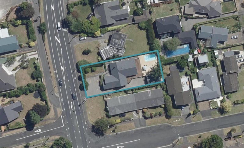 766 River Road, Chartwell, Hamilton - Carousel 1